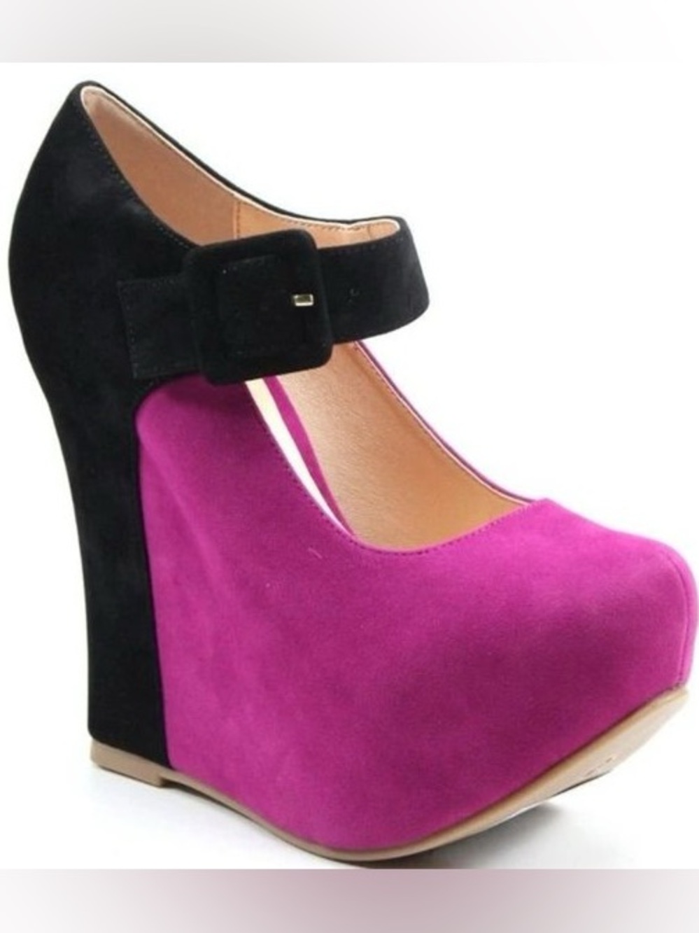 $50 SZ8 NWT Platform wedge by Luichiny
